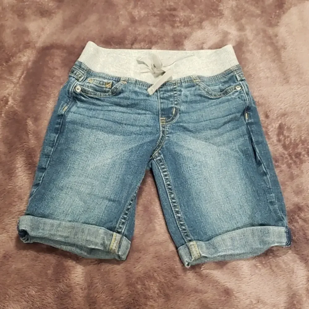 Justice Blue Jean‎ Shorts Size 8 slim